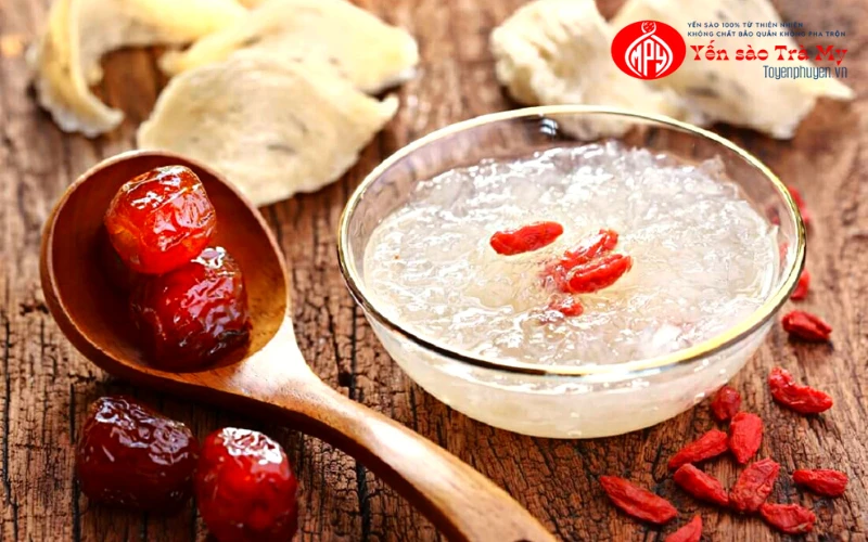 Tổ Yến Chưng Kỷ Tử Táo đỏ